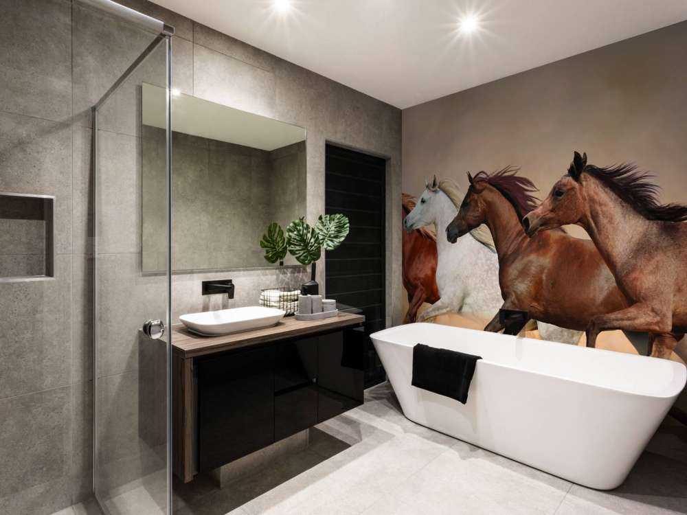 Galopujące konie w burzy piaskowej