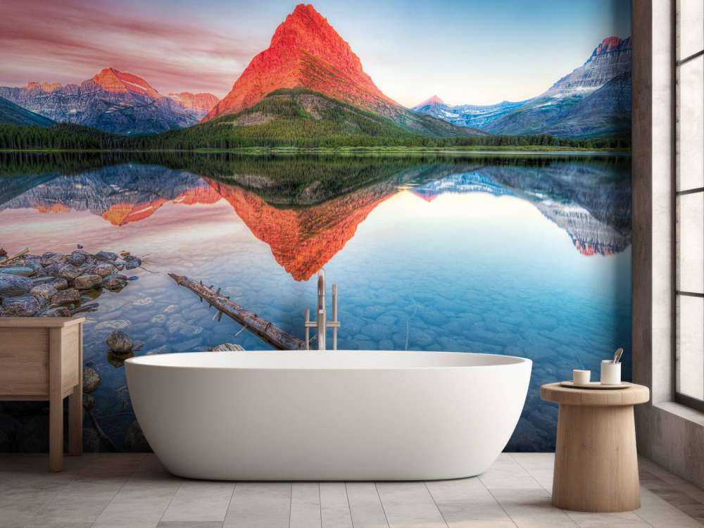 Czerwony szczyt góry