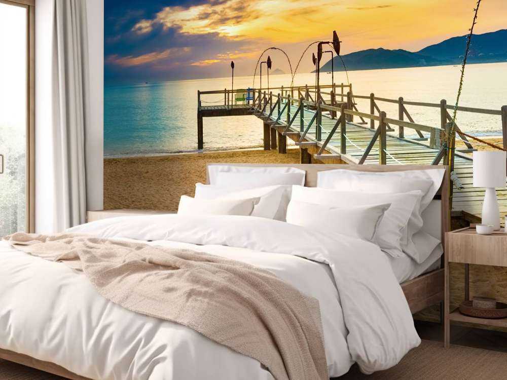 Wschód słońca nad morzem