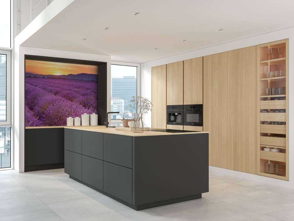 Pole pełne lawendy.