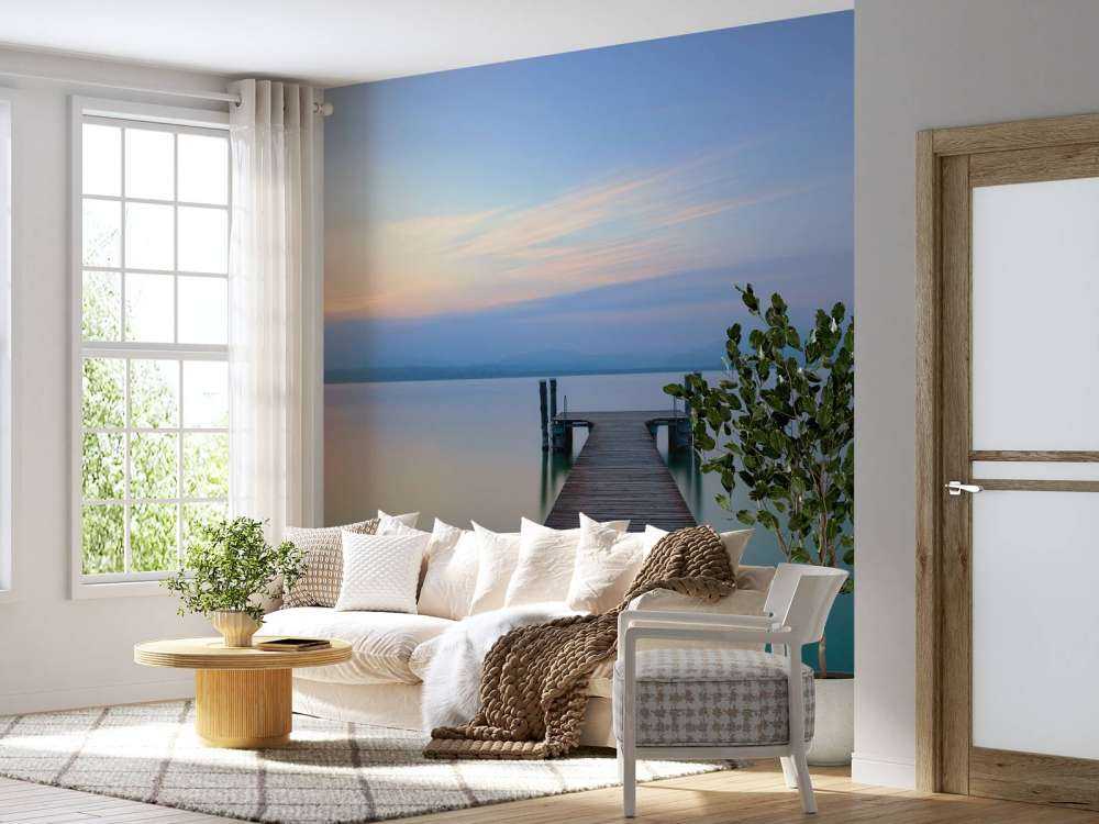 Nabrzeże o zachodzie słońca