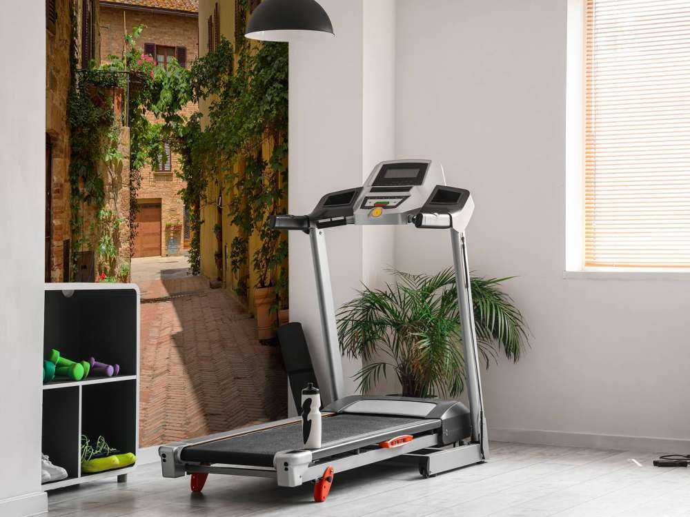 Włoska ulica z roślinami