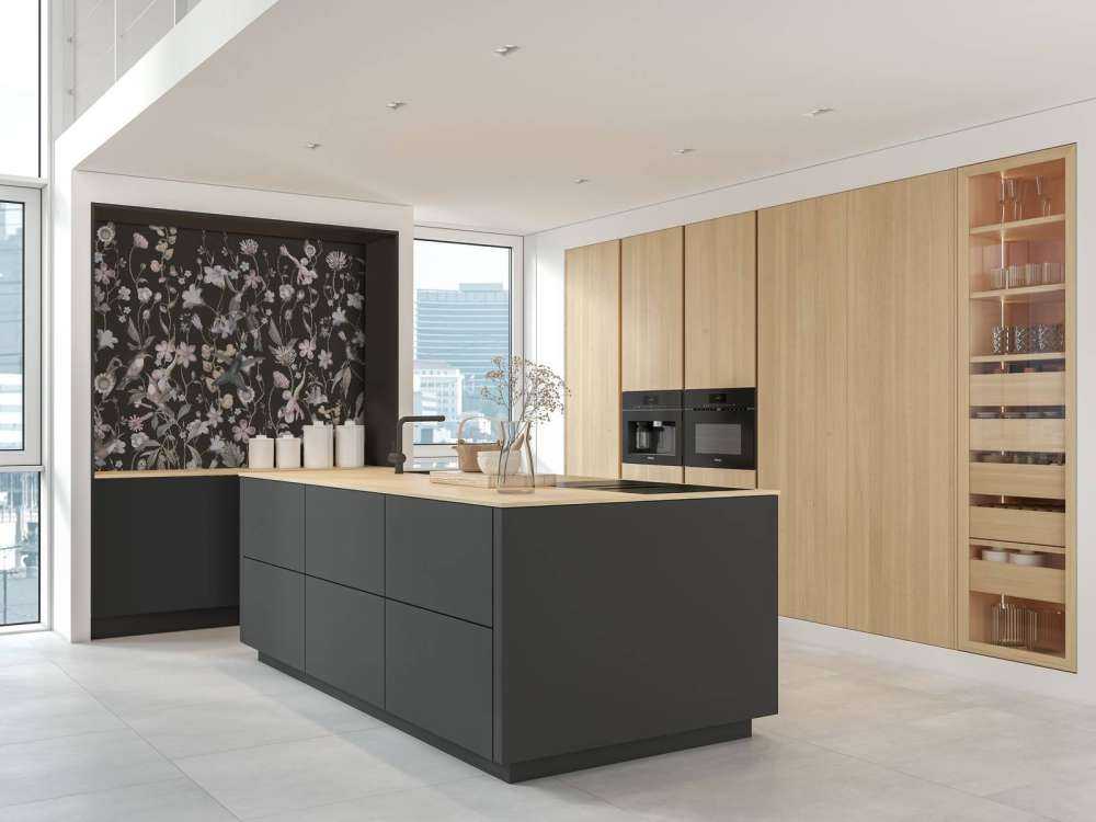 Eteryczna Wiosna - Elegancka Biała Gołębica