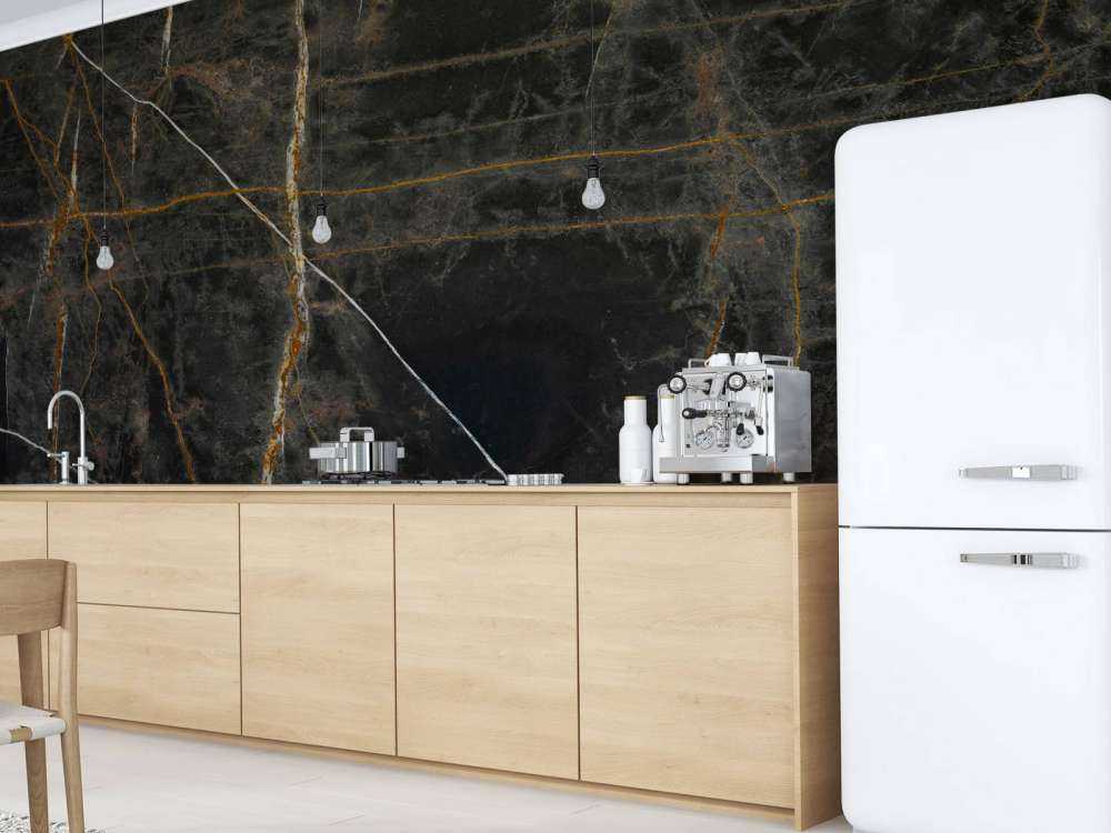 Czarny marmur z miedzianymi kloszami