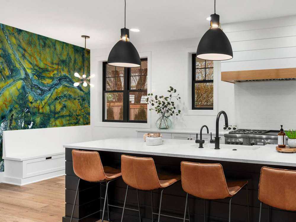 Zielony marmur z pomarańczą