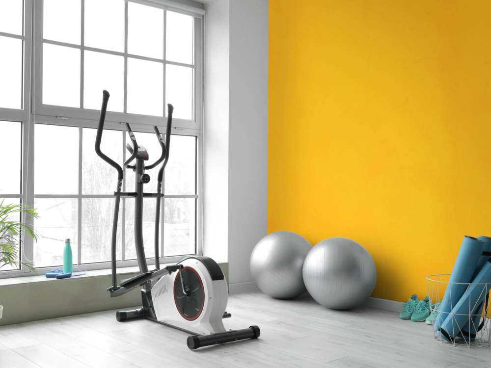 Słoneczny pomarańczowo żółty beton