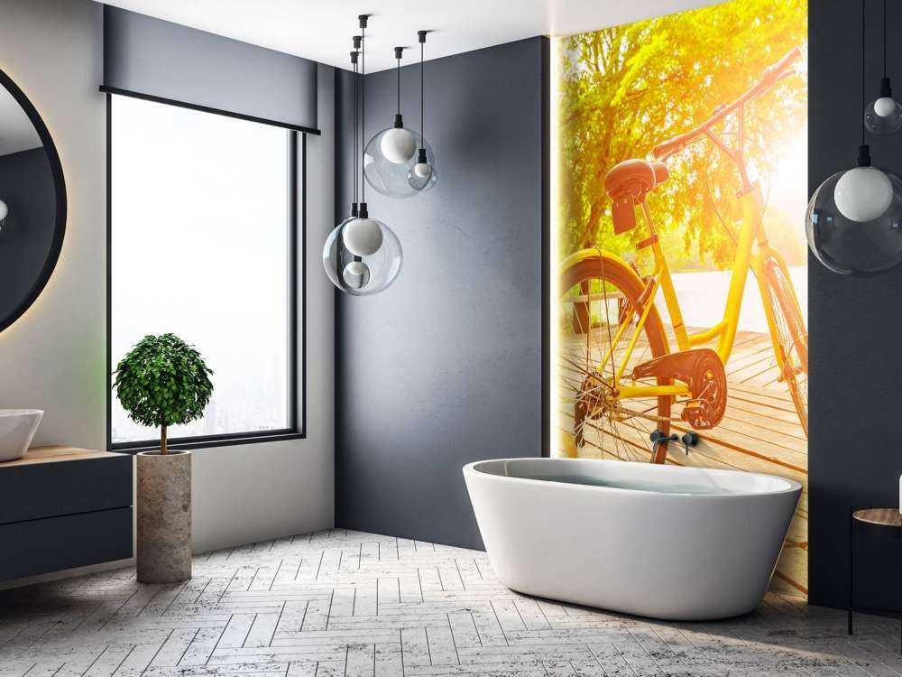 Żółty rower na molo