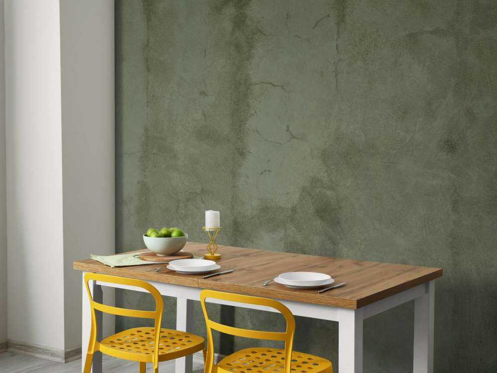 Zielony beton z zamaszystymi pęknięciami