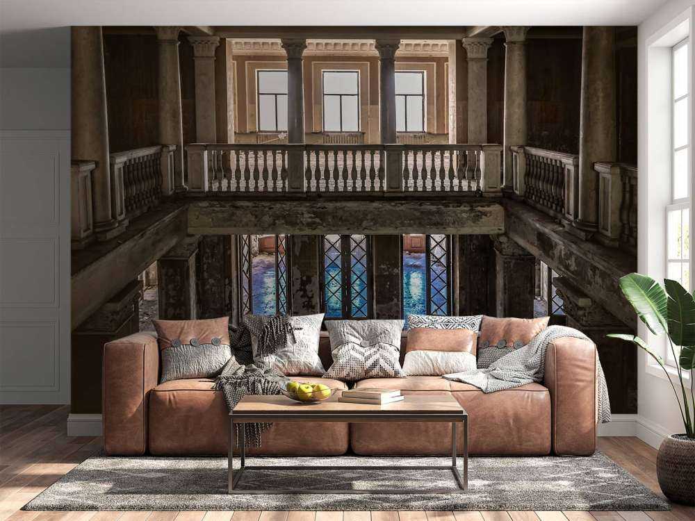 Stary, zniszczony dom wiejski