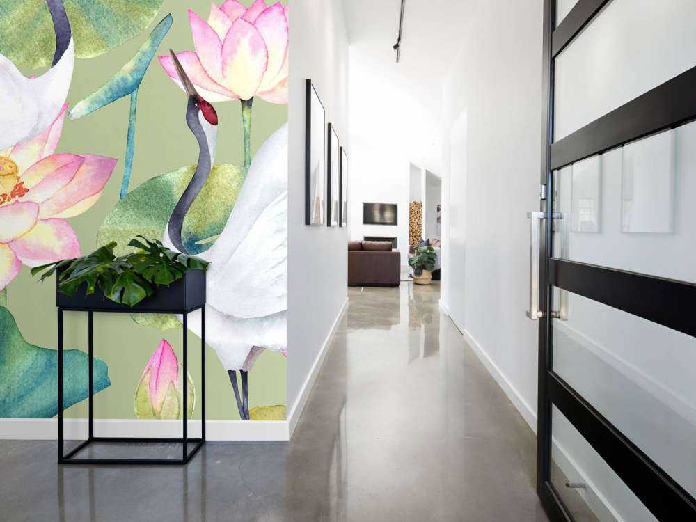 Żurawie między kwiatami