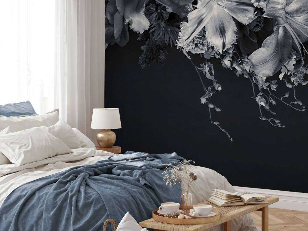 Złożone kwiaty w czerni i bieli