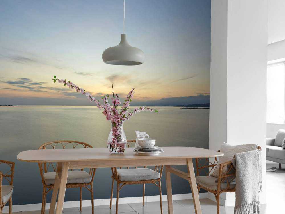 Wschód słońca wybrzeżu 