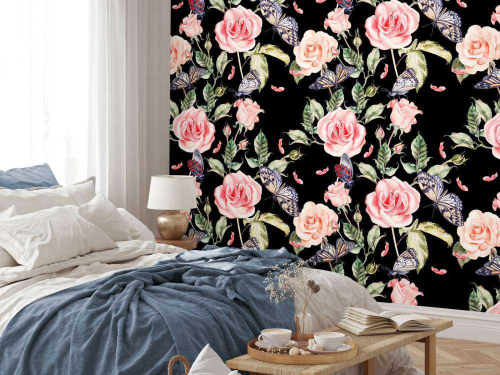 Kwiaty i motyle w akwareli.