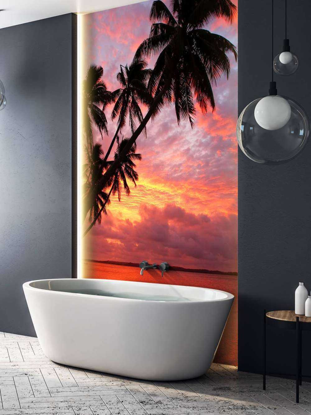 Drzewa palmowe nad czerwonym oceanem