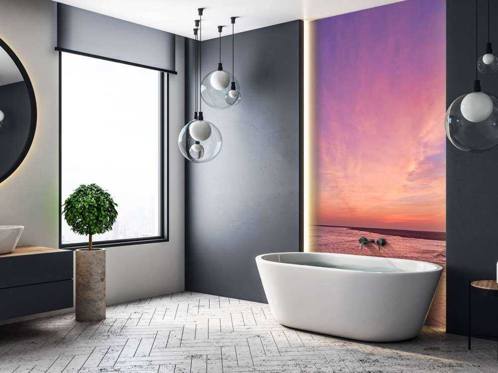 Plaża z różowym zachodem słońca