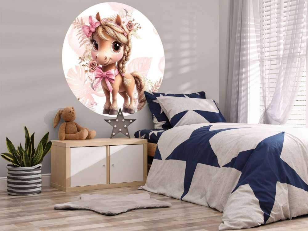 Elegancki kucyk z różową kokardą