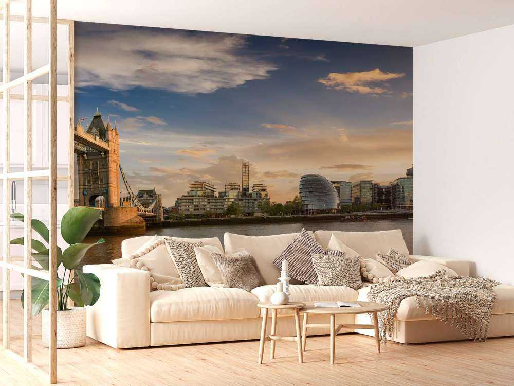 Skyline London z mostem Tower Bridge