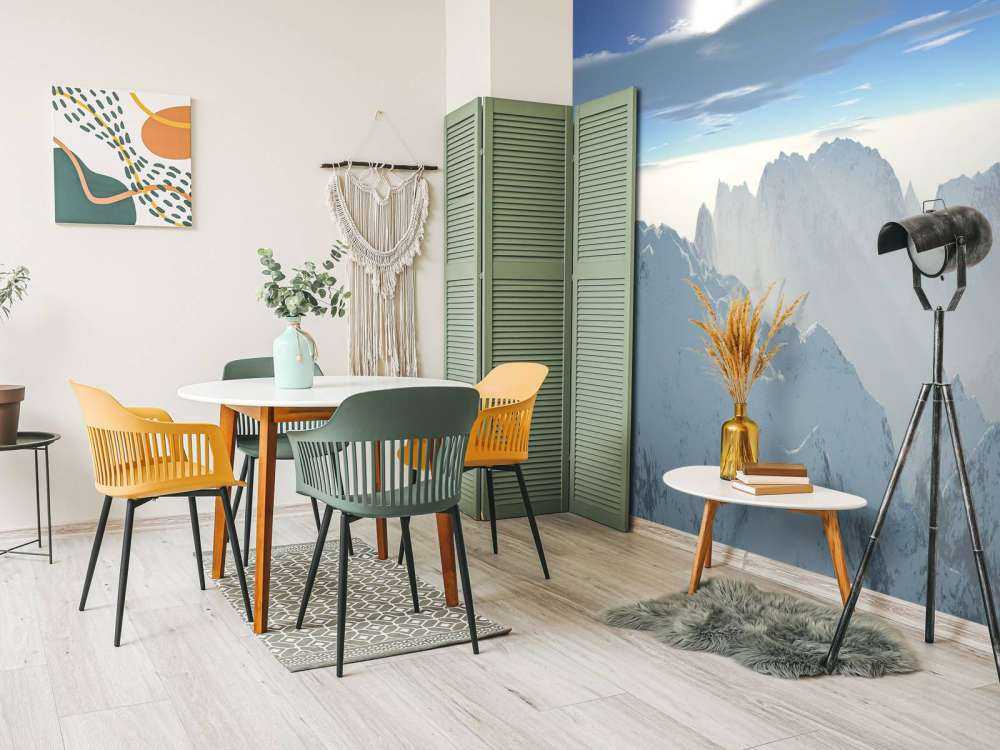 Śnieżne szczyty górskie panorama