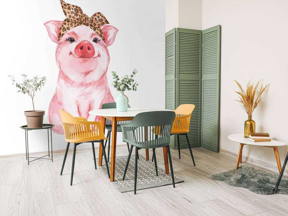 Zabawna mała świnka z chusteczką.