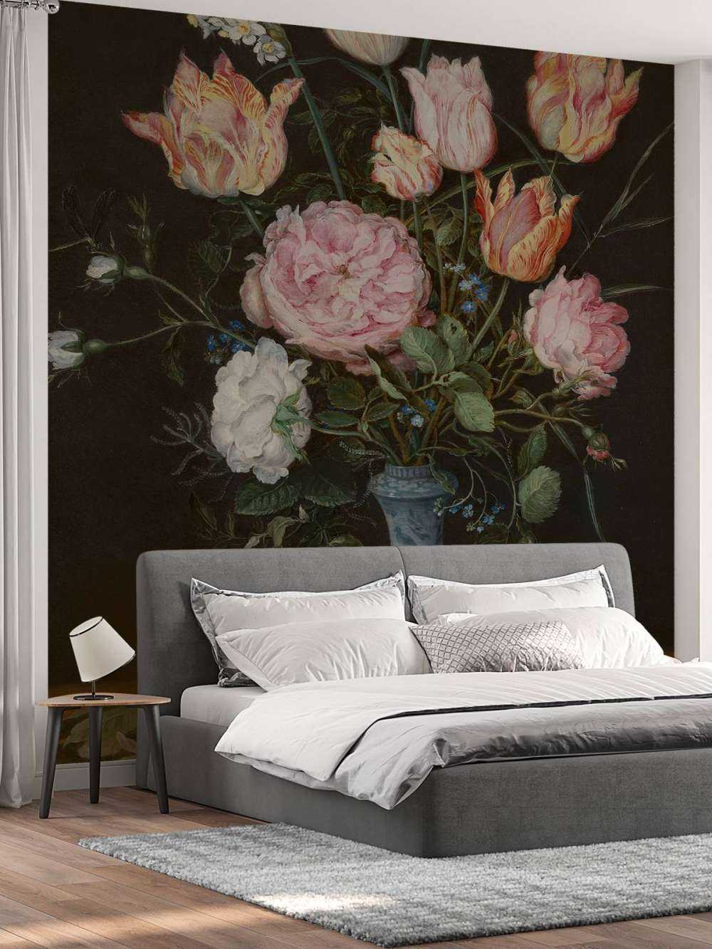 Wazon Wan-Li z kwiatami