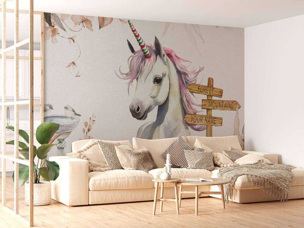 Mały jednorożec z roślinami taupe