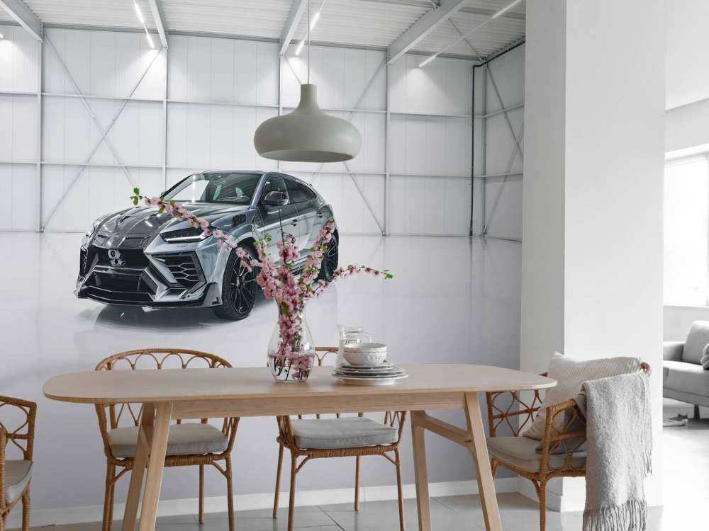 Lamborghini w białej hali