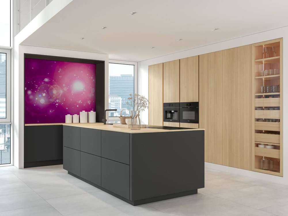 Różowa lampka z brokatem