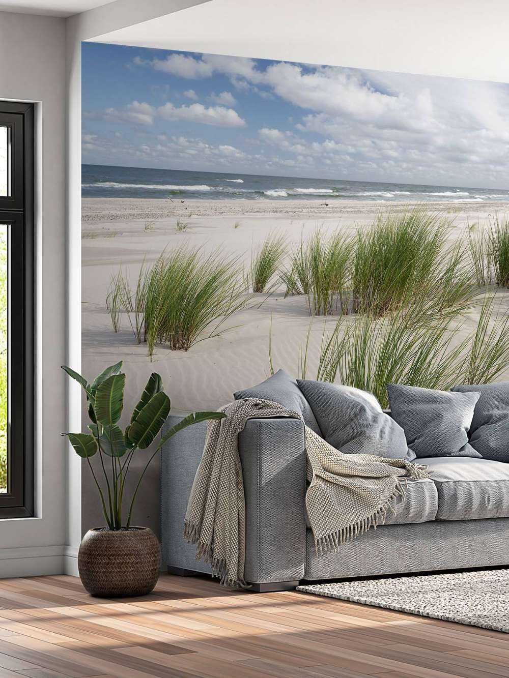 Plaża z roślinami wydmowymi