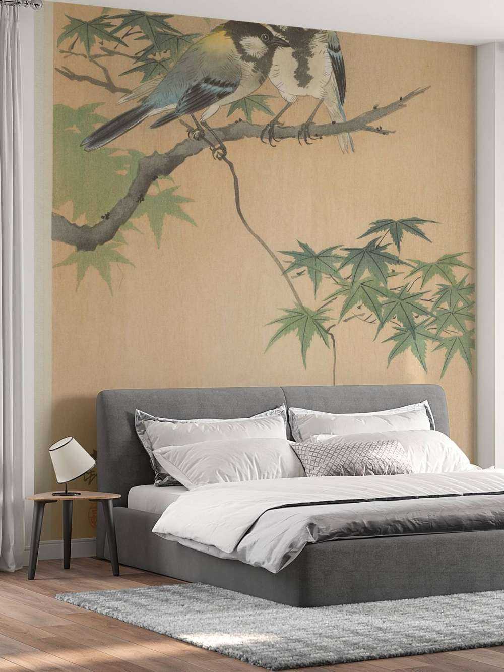 Wielkie sikorki na gałęzi klonowej