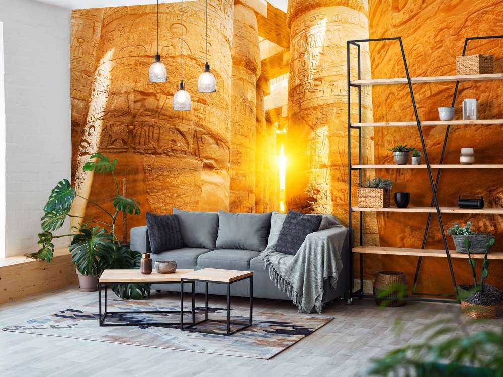 Słońce przez ruiny