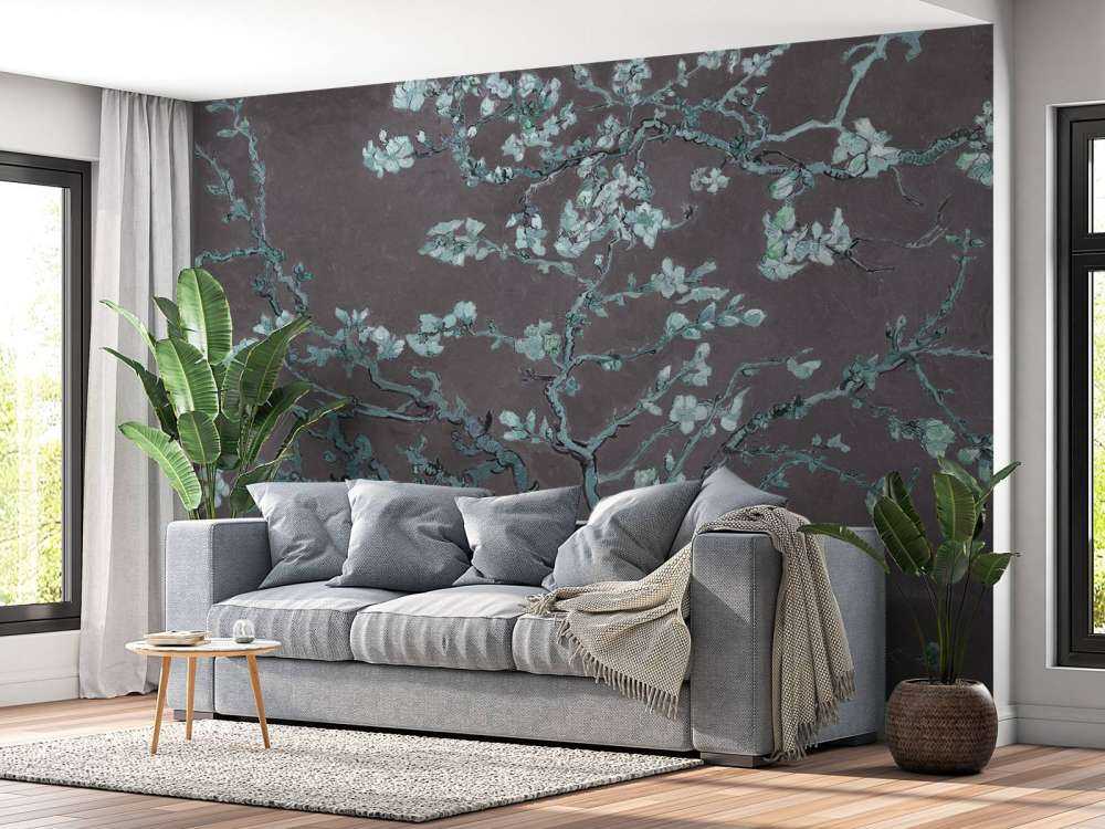 Kwiat migdałowca z niebieskim odcieniem