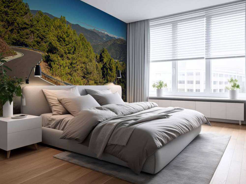 Limonkowa BMW na górskiej drodze