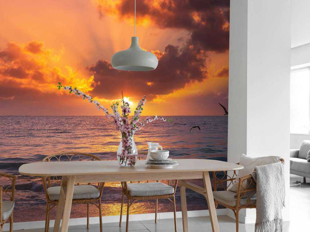 Piękny pomarańczowy zachód słońca