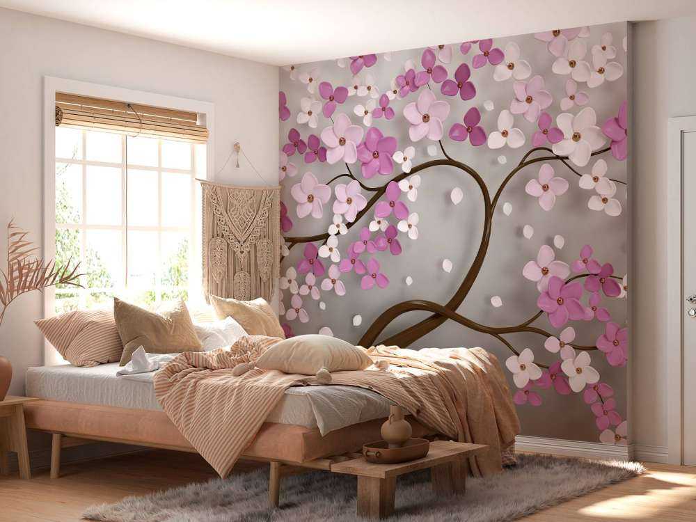 Drzewo z fioletowymi i białymi kwiatami