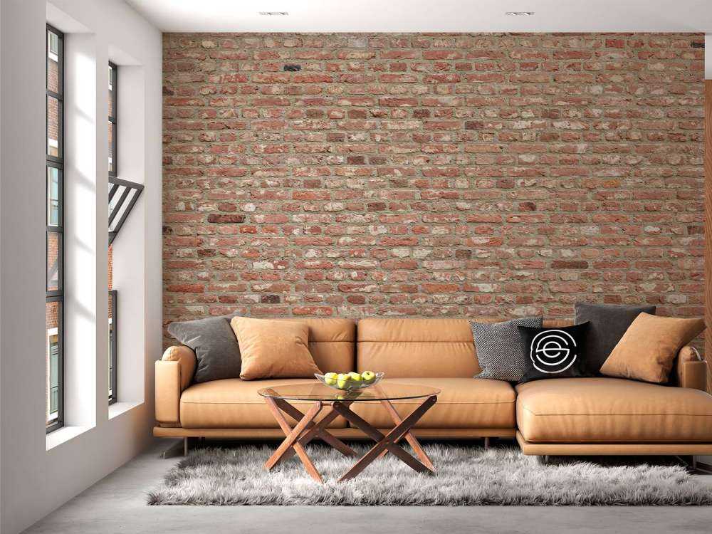 Ściana z różnokolorowymi cegłami
