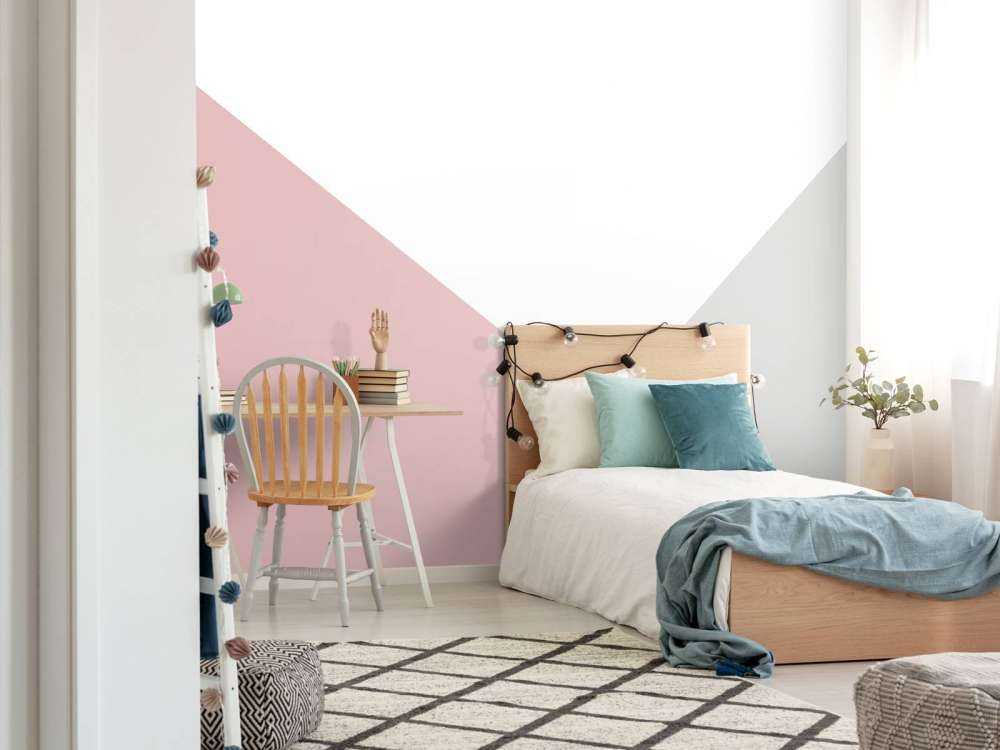 Różowe i szare trójkąty