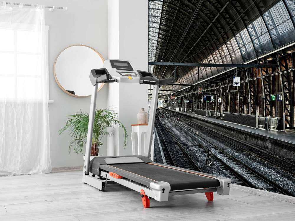 Wczesnym rankiem na stacji