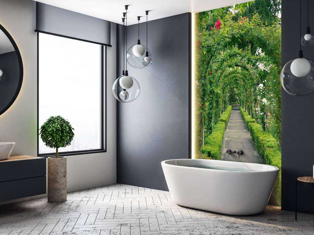 Ścieżka przez ogród różany