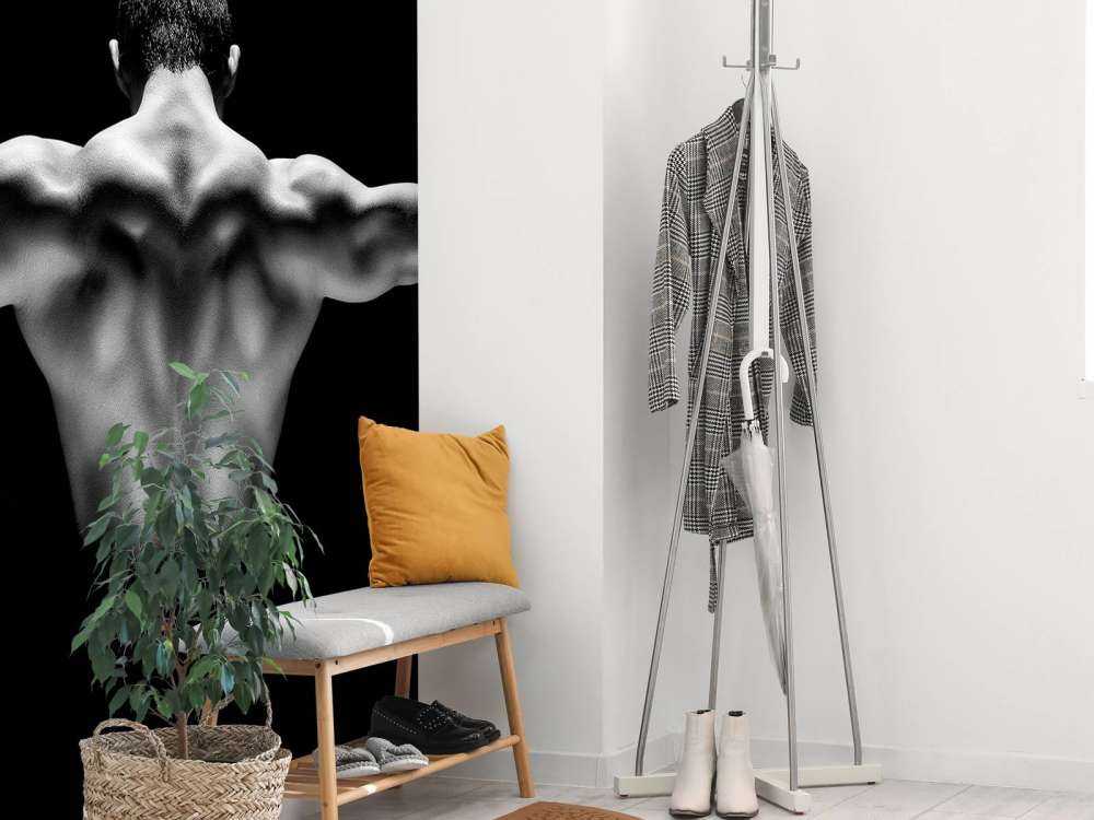 Człowiek z wyciągniętymi ramionami