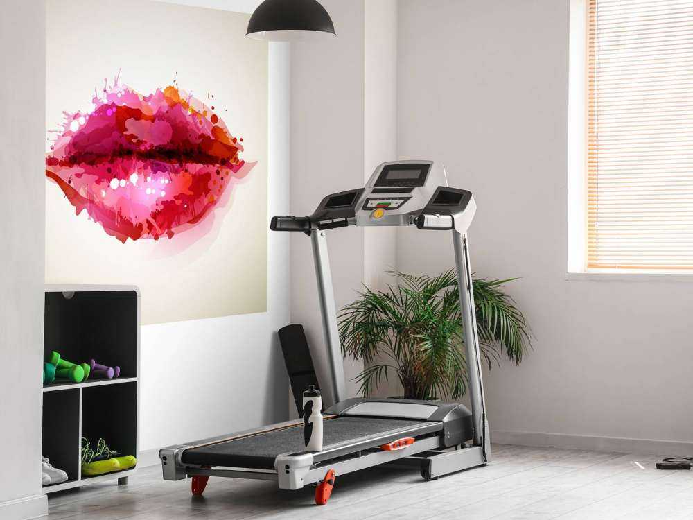 Czerwone usta kobiet