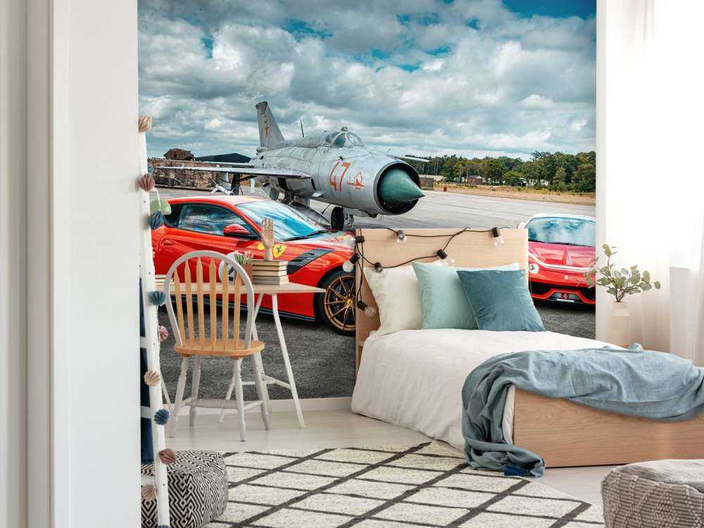 Ekskluzywne Ferrari i Mig-21