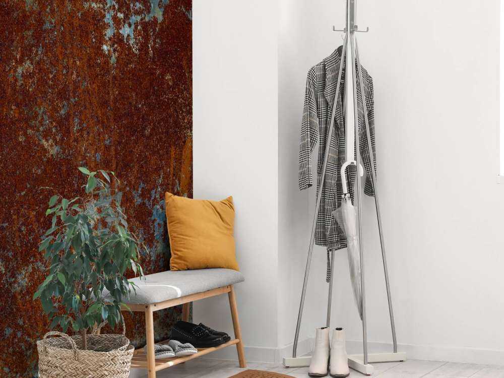 Zardzewiała konstrukcja metalowa