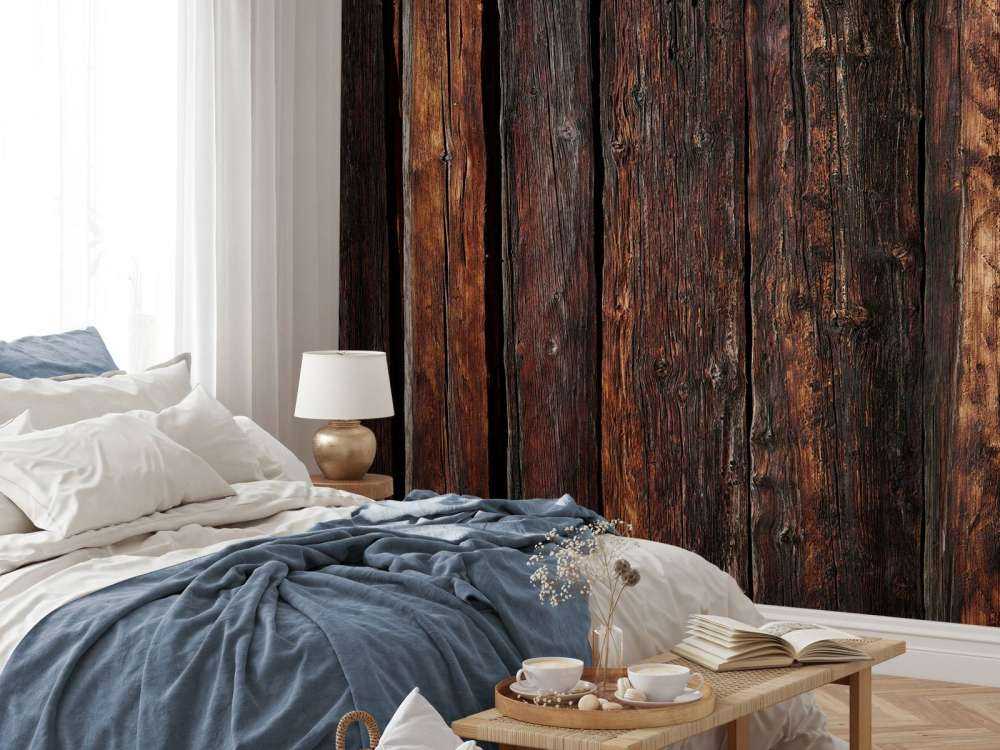 Ciemne pionowe drewno