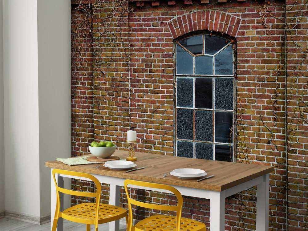 Okno w starym budynku