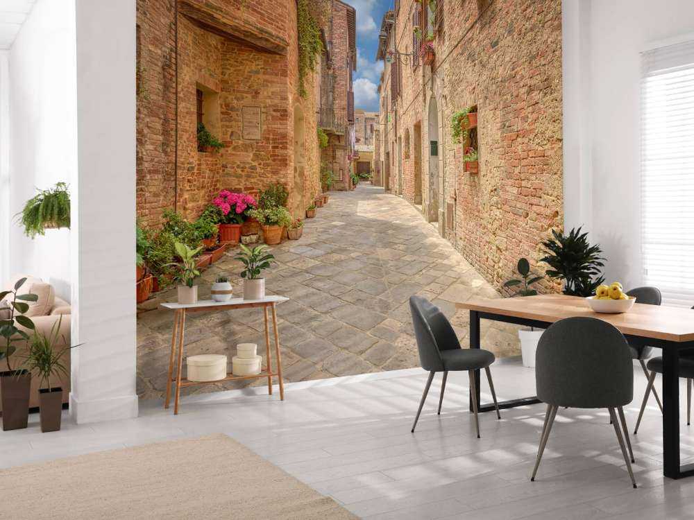 Włoska ulica z roślinami i kwiatami