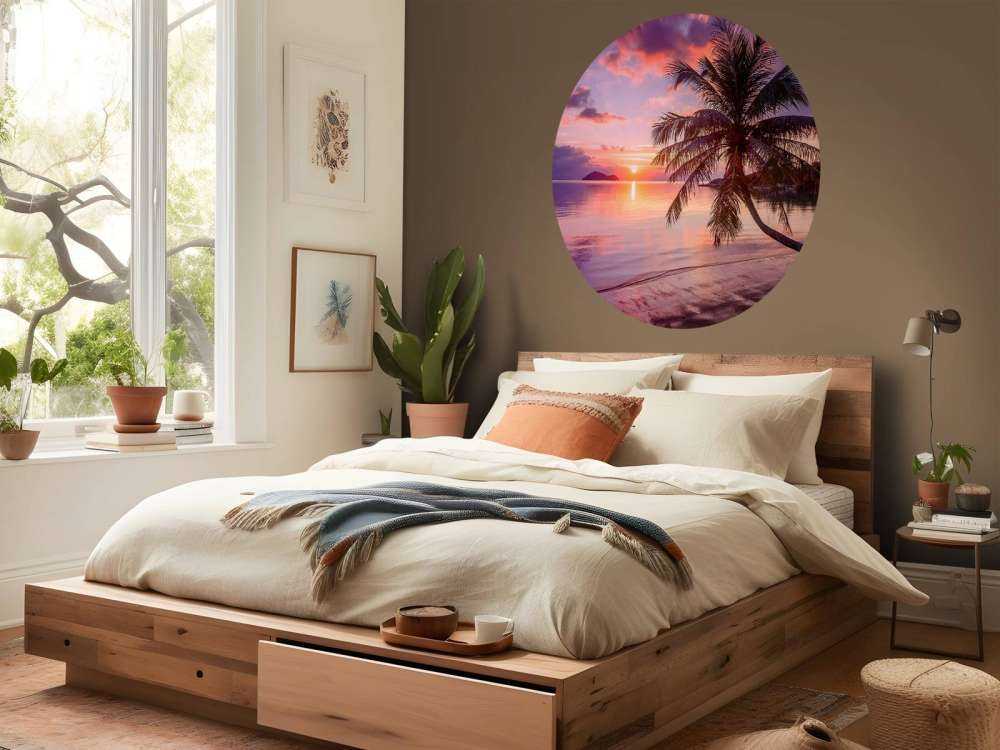 Palma przy zachodzie słońca