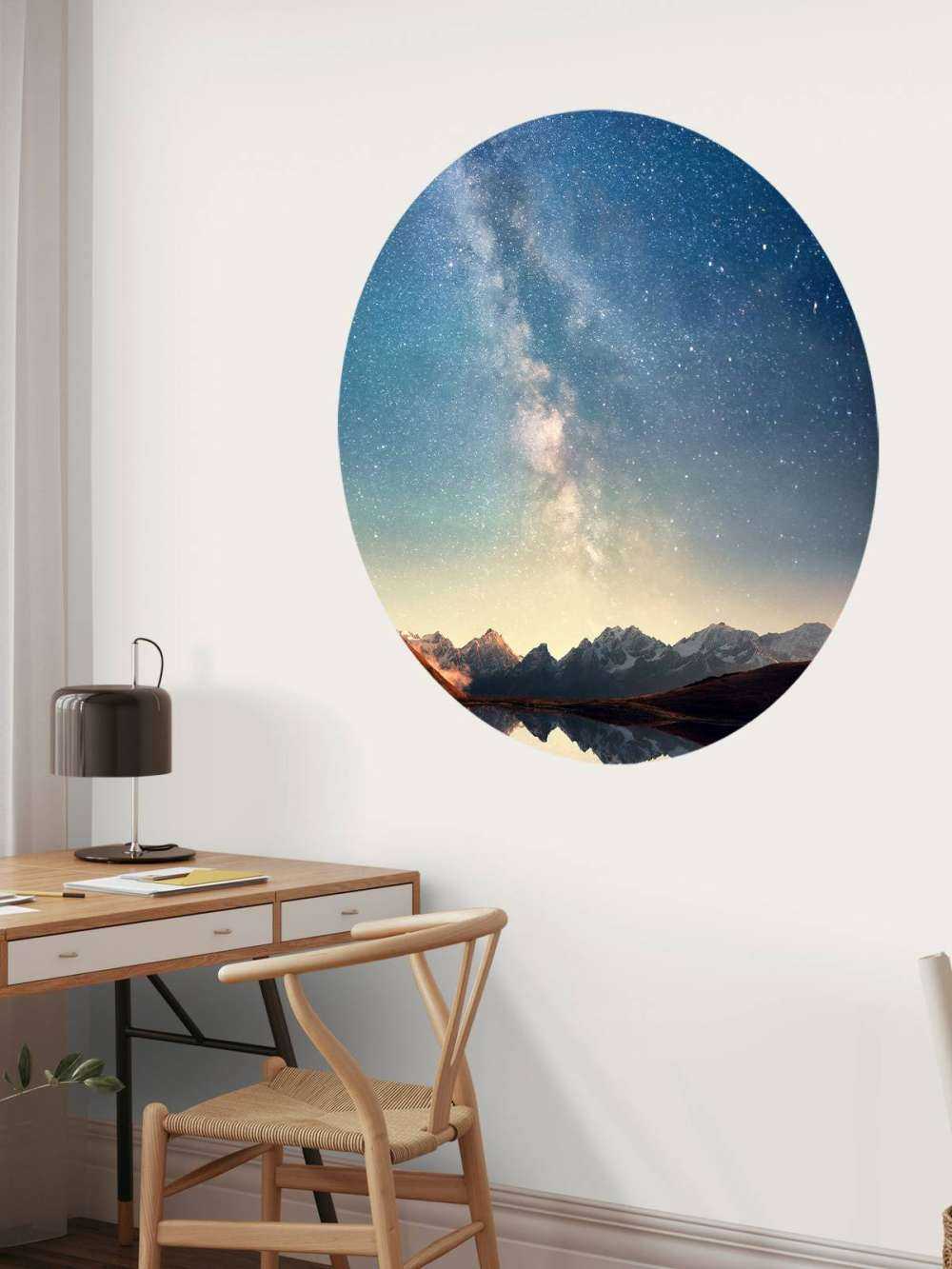 Gwieździste niebo nad górami