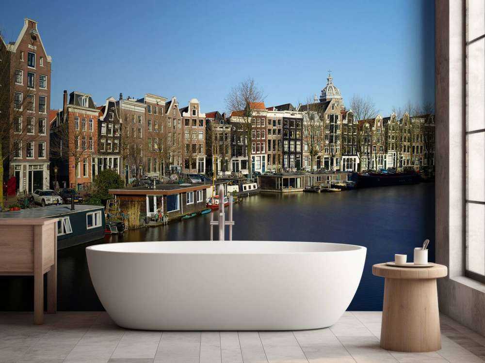 Łodzie mieszkalne wzdłuż kanału