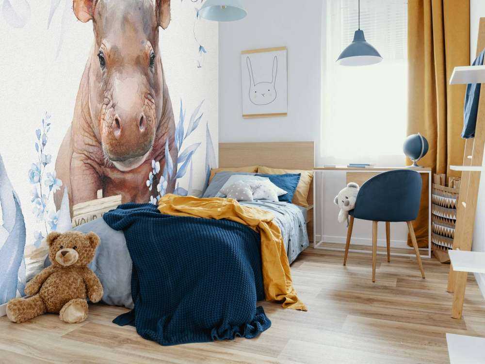 Mały hipopotam w liściach w kolorze niebieskim