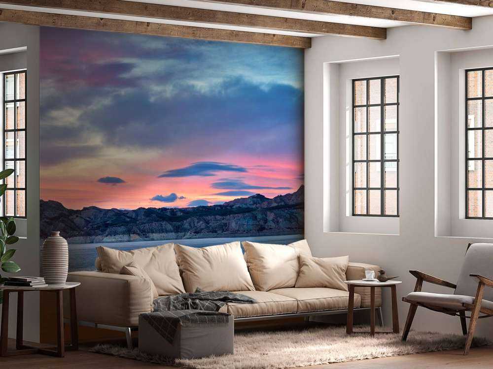 Jezioro z zachodem słońca